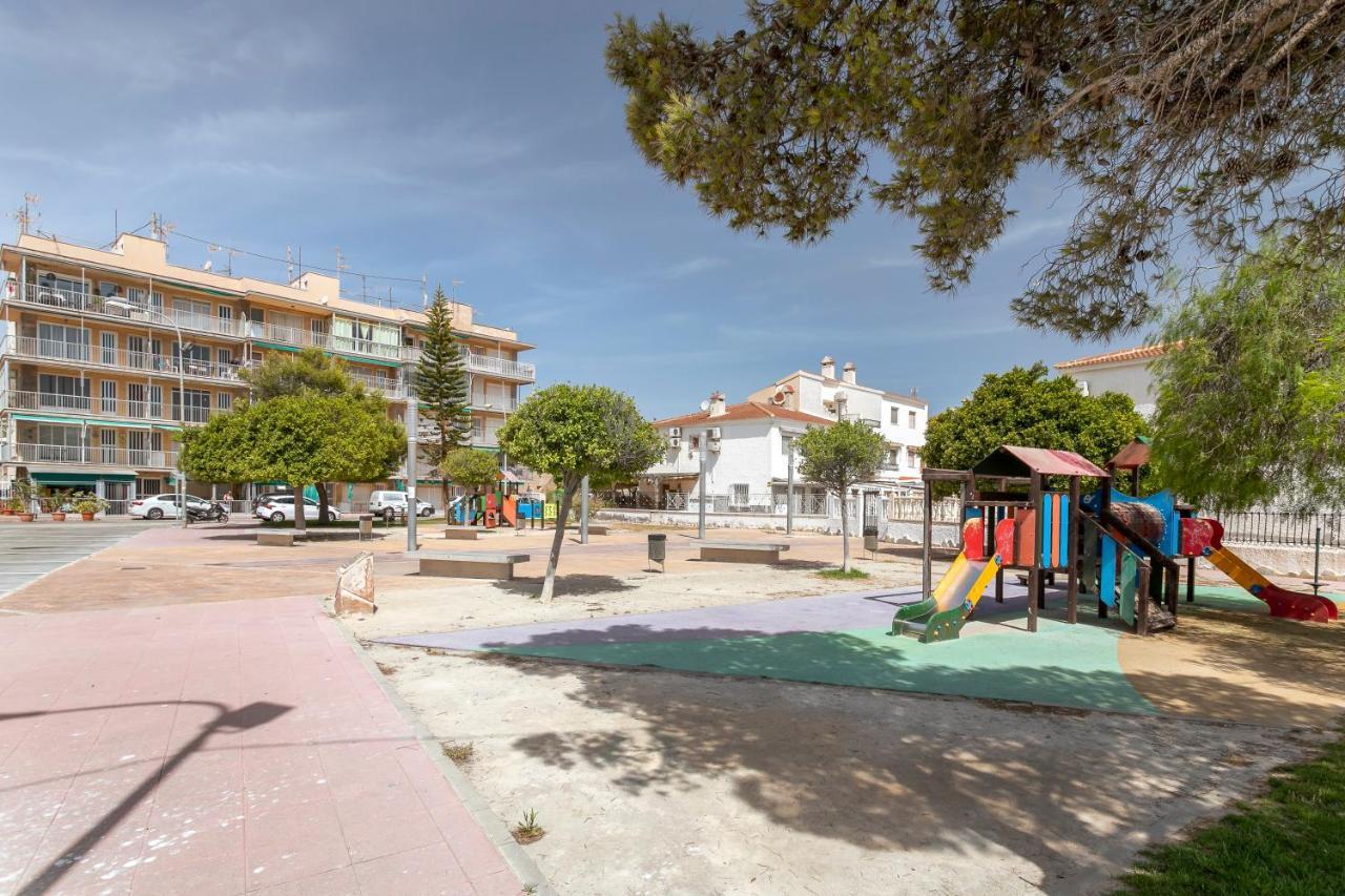 ✩Direct Beach Location ✩ Familyfriendly ✩ Netflix Santa Pola Εξωτερικό φωτογραφία
